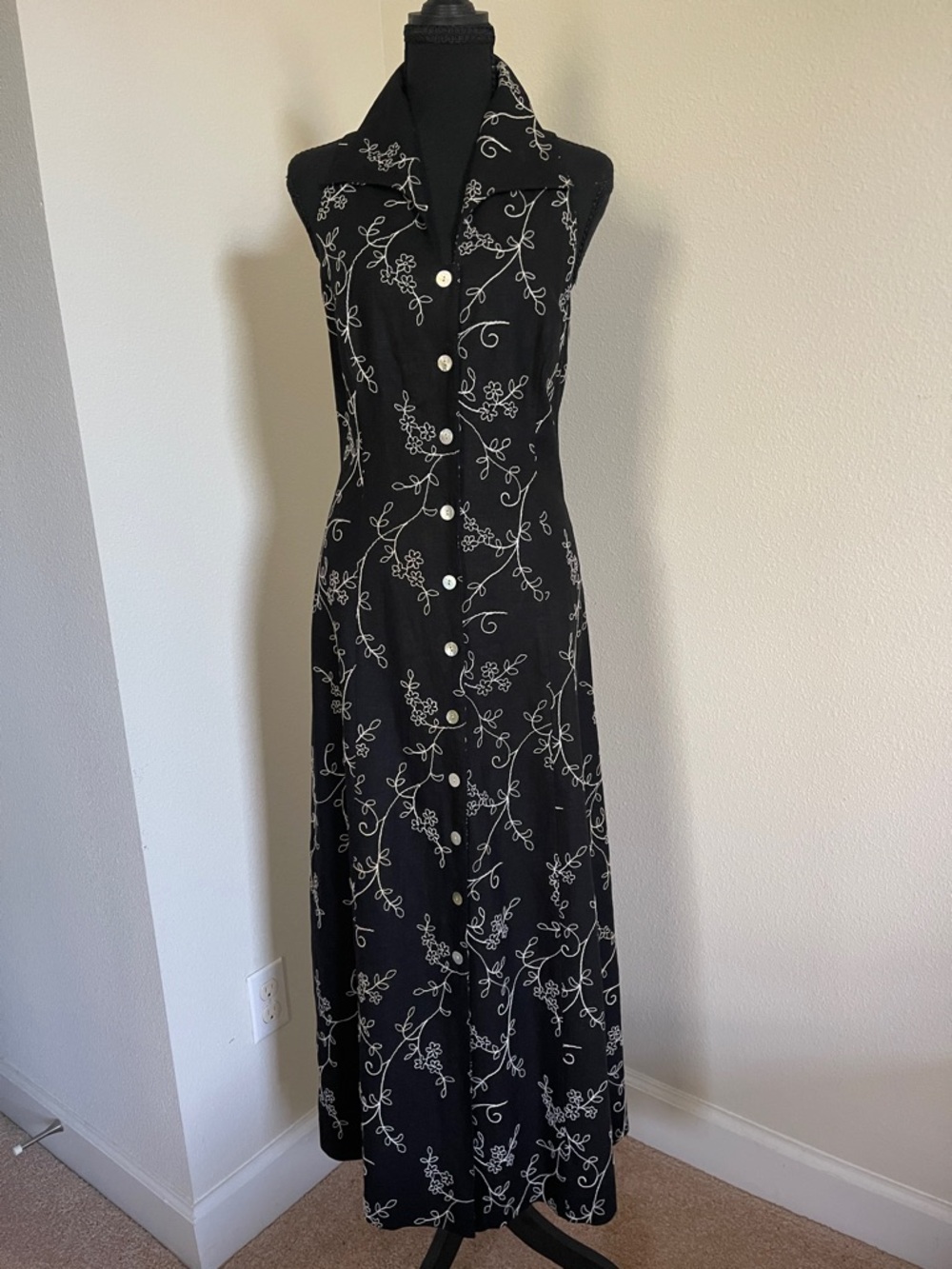 Coldwater Creek Black Midi Dress with White Embroidered Vine Detail - Picture 2 of 4